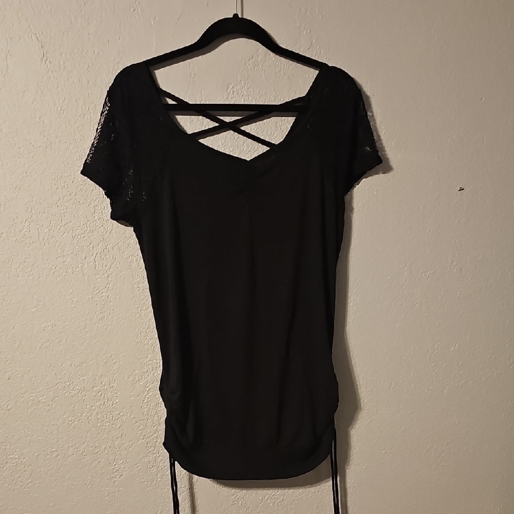 📢5 For $20 No Boundaries Black Ruched Backless Tee